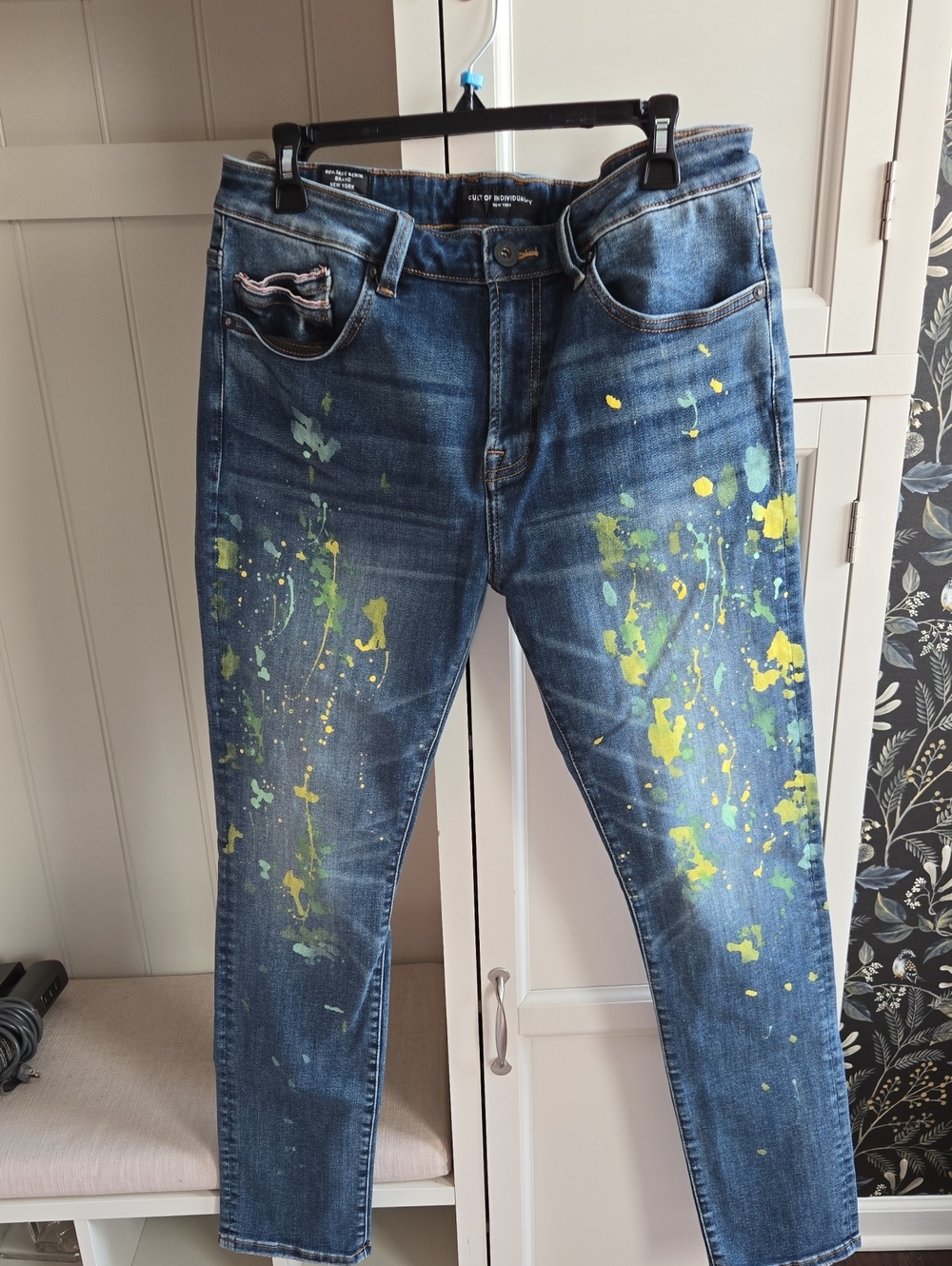 Cult of Individuality Blue Slim Jeans with Yellow-Green Paint Splatter